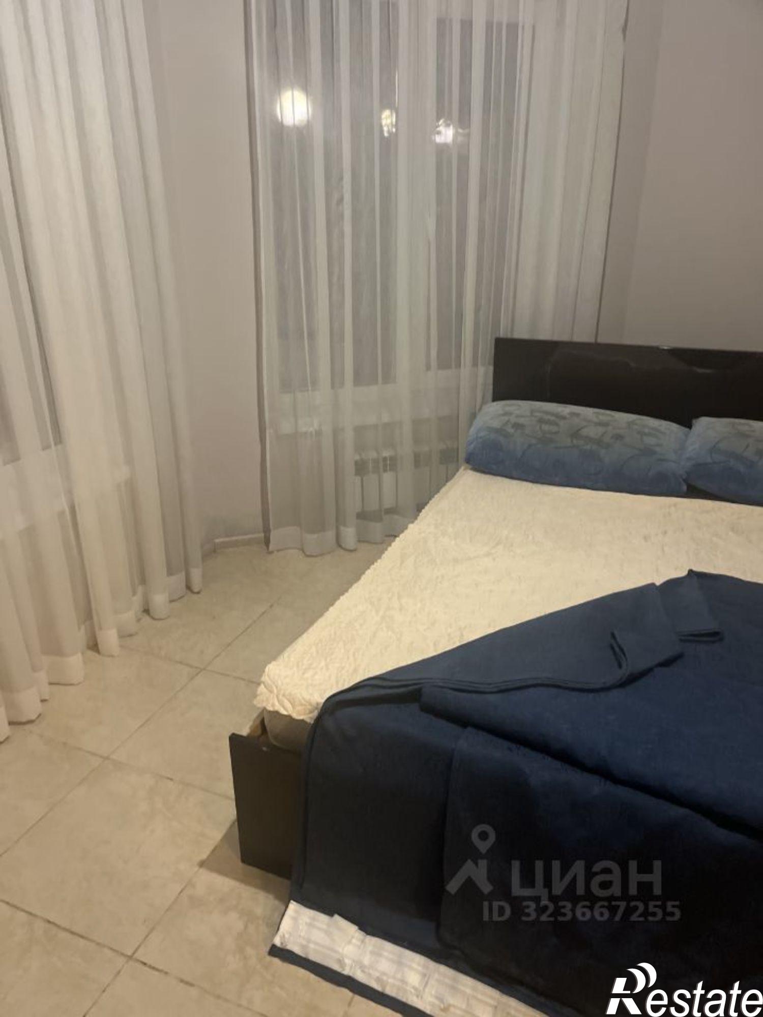 Сдать квартиру за 25 000 рублей на Вишневый пер, 143