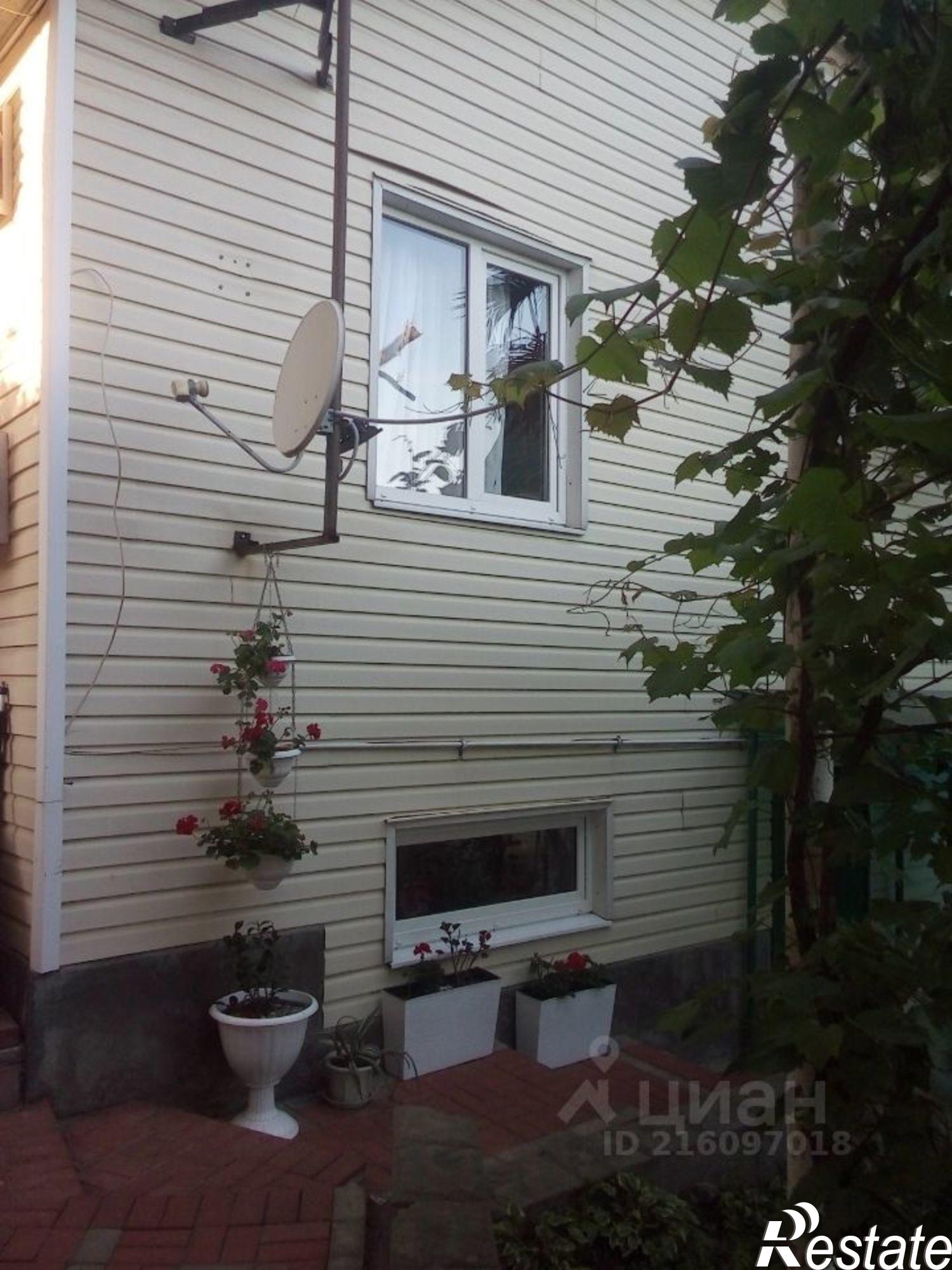 Сдать дачу, дом, коттедж за 80 000 рублей на ул Пионерская, 10/1