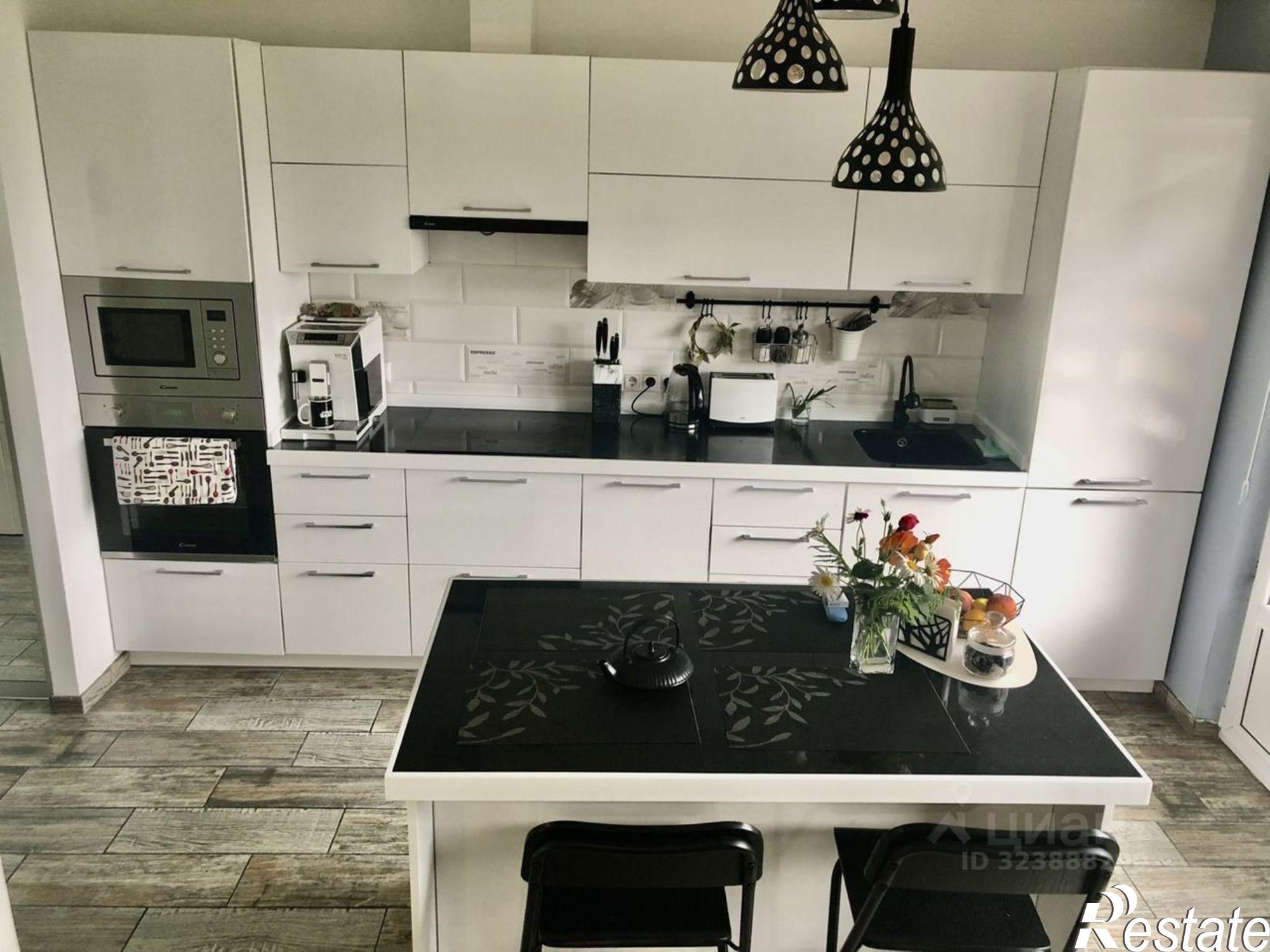 Сдать квартиру за 105 000 рублей на Октябрьский пер, 2