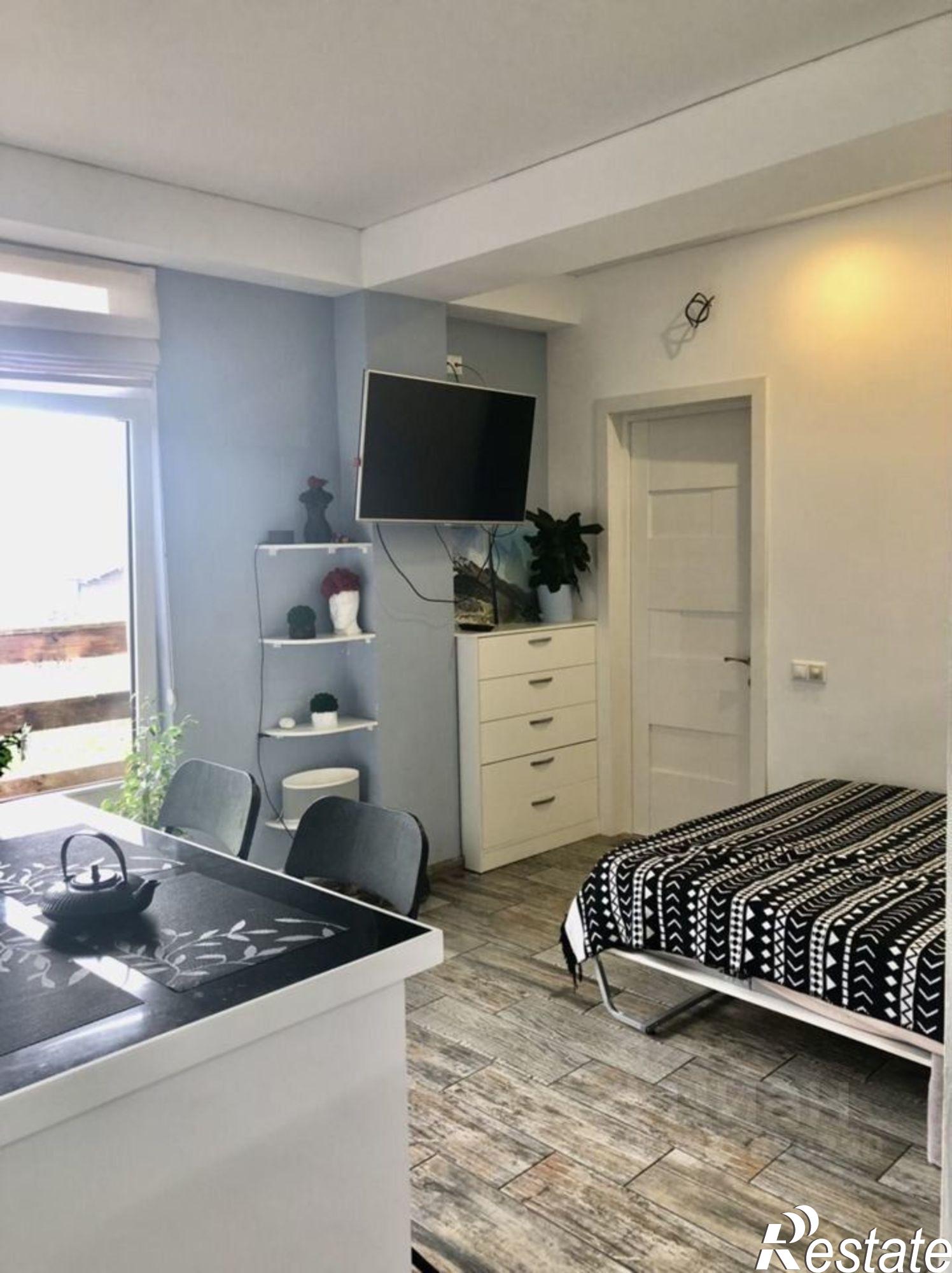 Сдать квартиру за 105 000 рублей на Октябрьский пер, 2