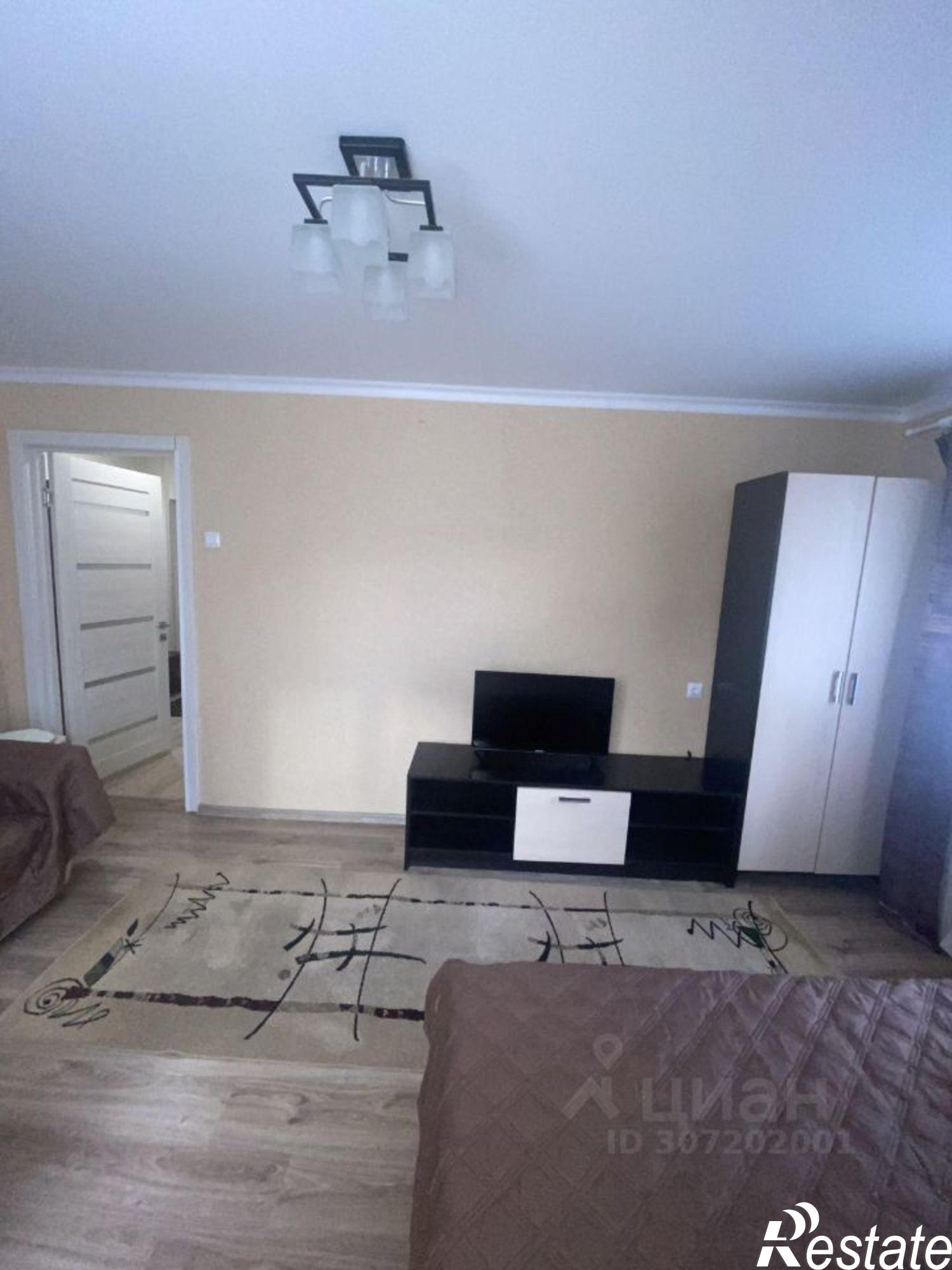 Сдать квартиру за 45 000 рублей на Лесная улица, 8