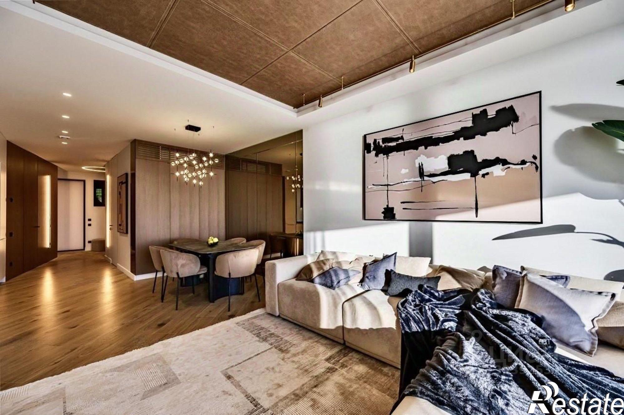 Купить квартиру за 15 000 000 рублей на проспект Пушкина, 6