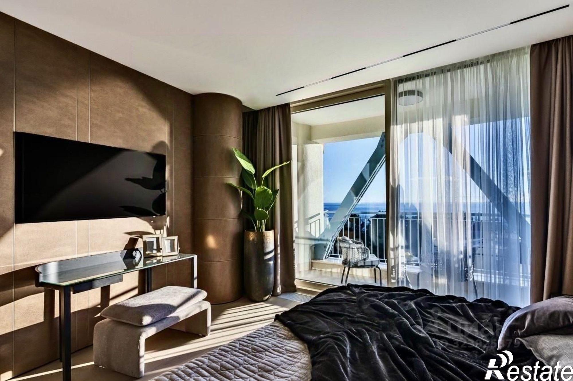 Купить квартиру за 15 000 000 рублей на проспект Пушкина, 6