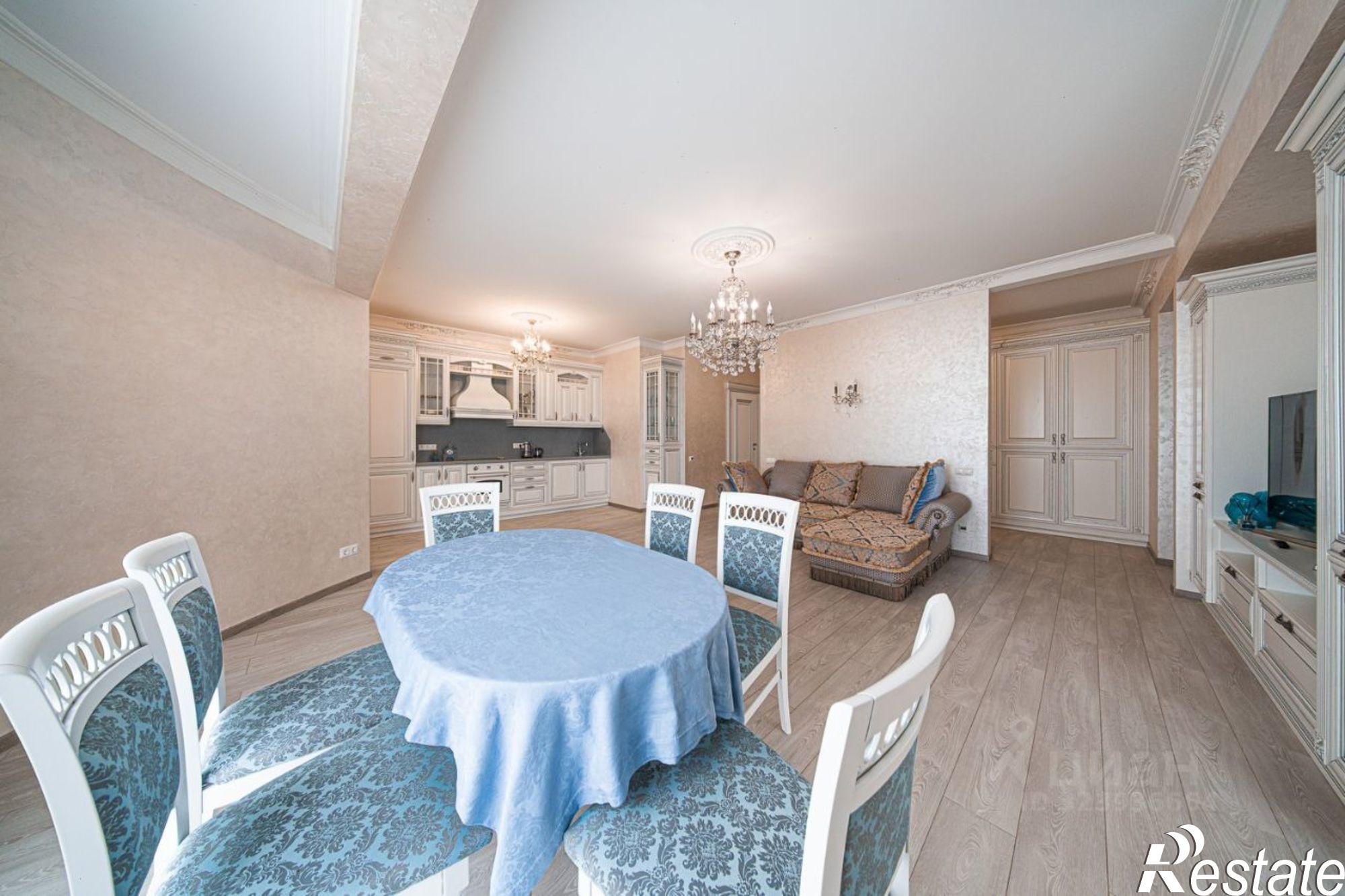 Купить квартиру за 37 000 000 рублей на ул Юных Ленинцев, 10