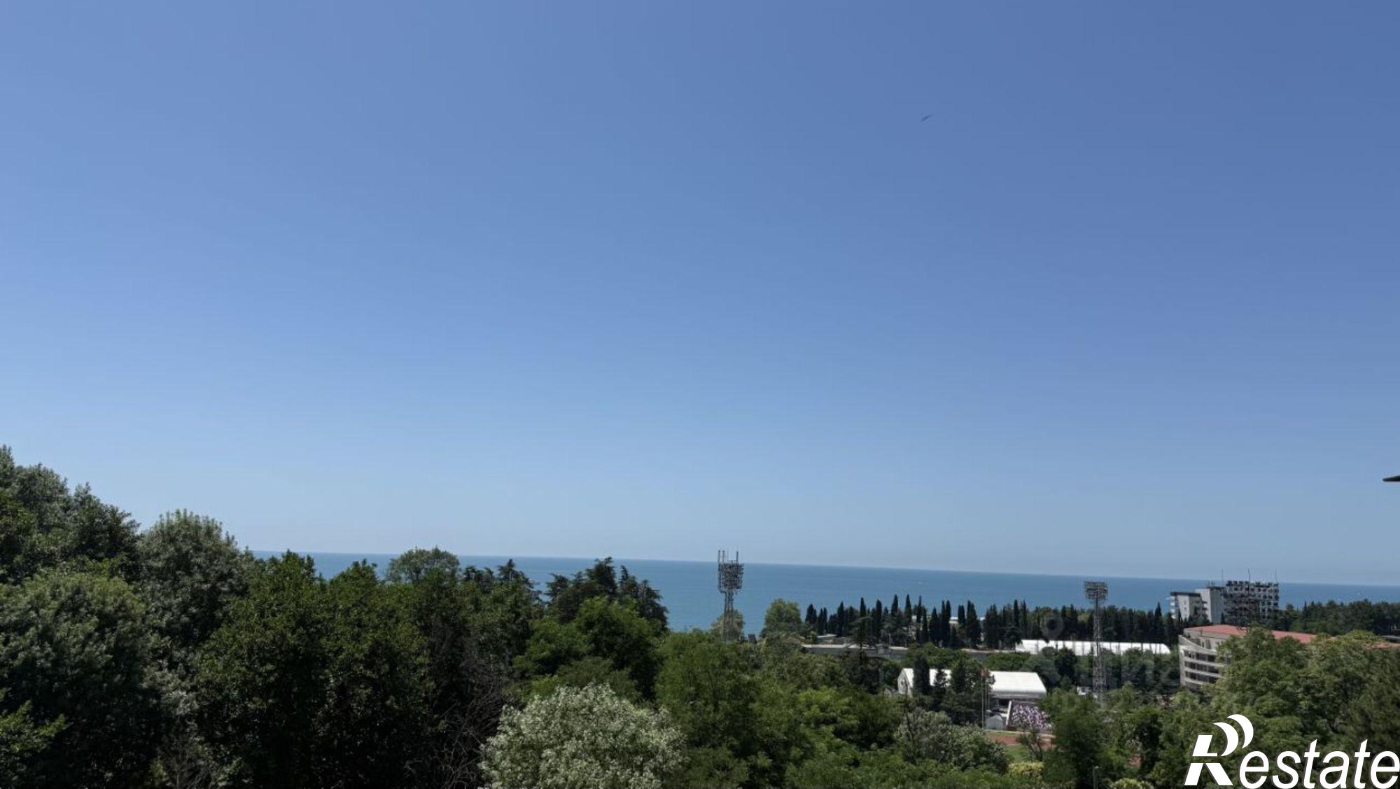 Купить квартиру за 27 000 000 рублей на ул Бытха, 4/10