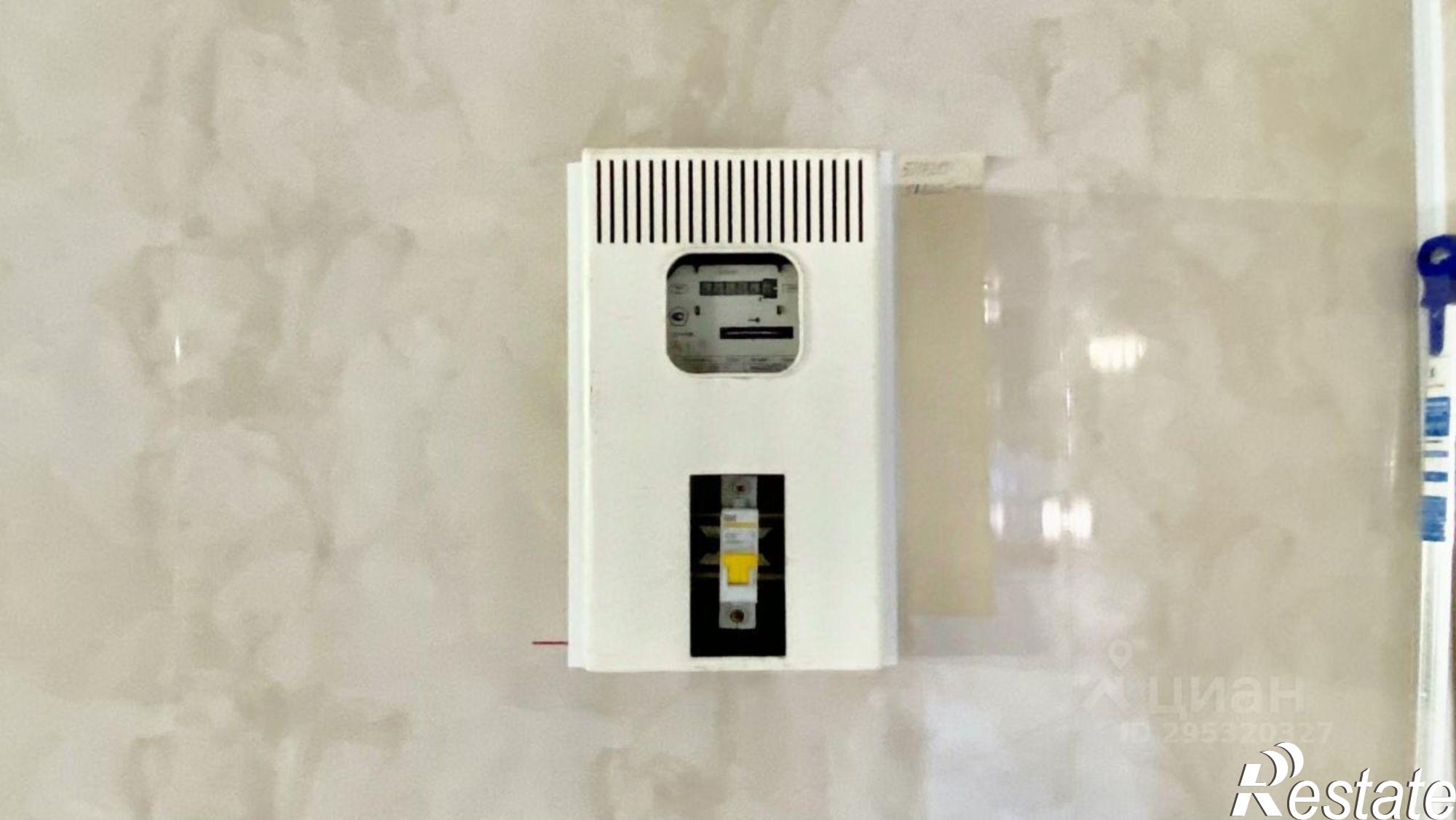 Купить гараж, место в паркинге за 5 500 000 рублей на ул Конституции СССР, 10/1