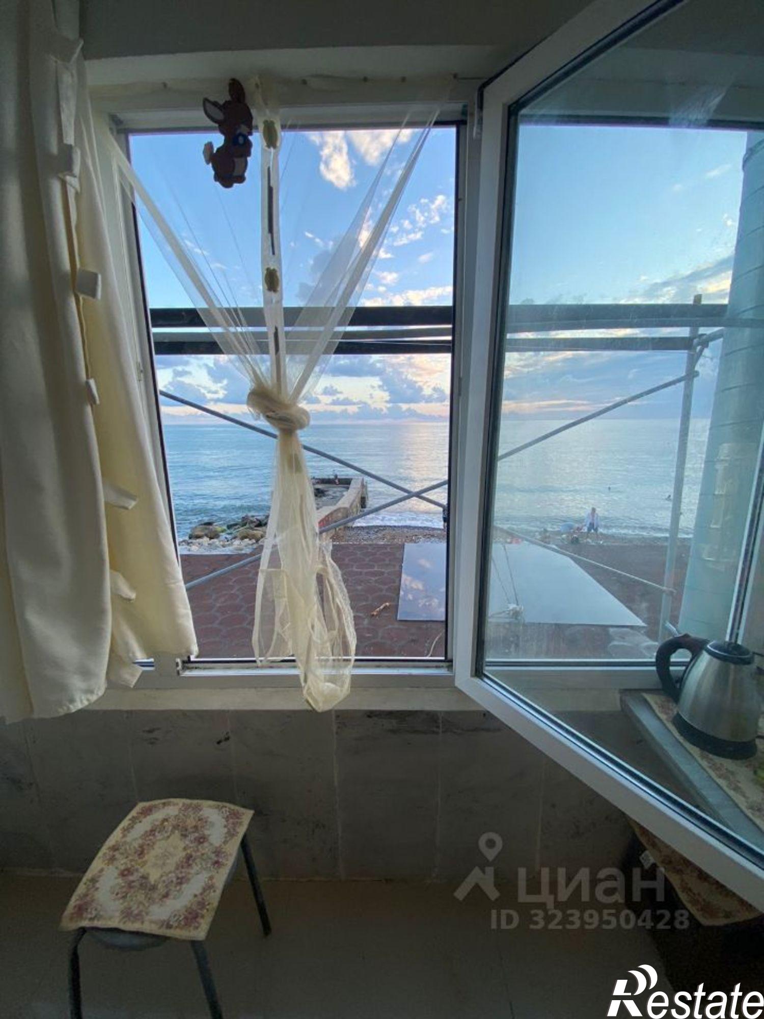 Купить гараж, место в паркинге за 3 500 020 рублей на ул Азовская, 17