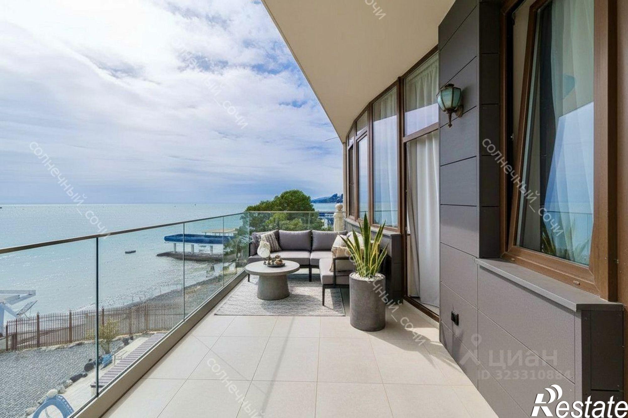 Купить квартиру за 12 500 000 рублей на Черноморская улица, 19