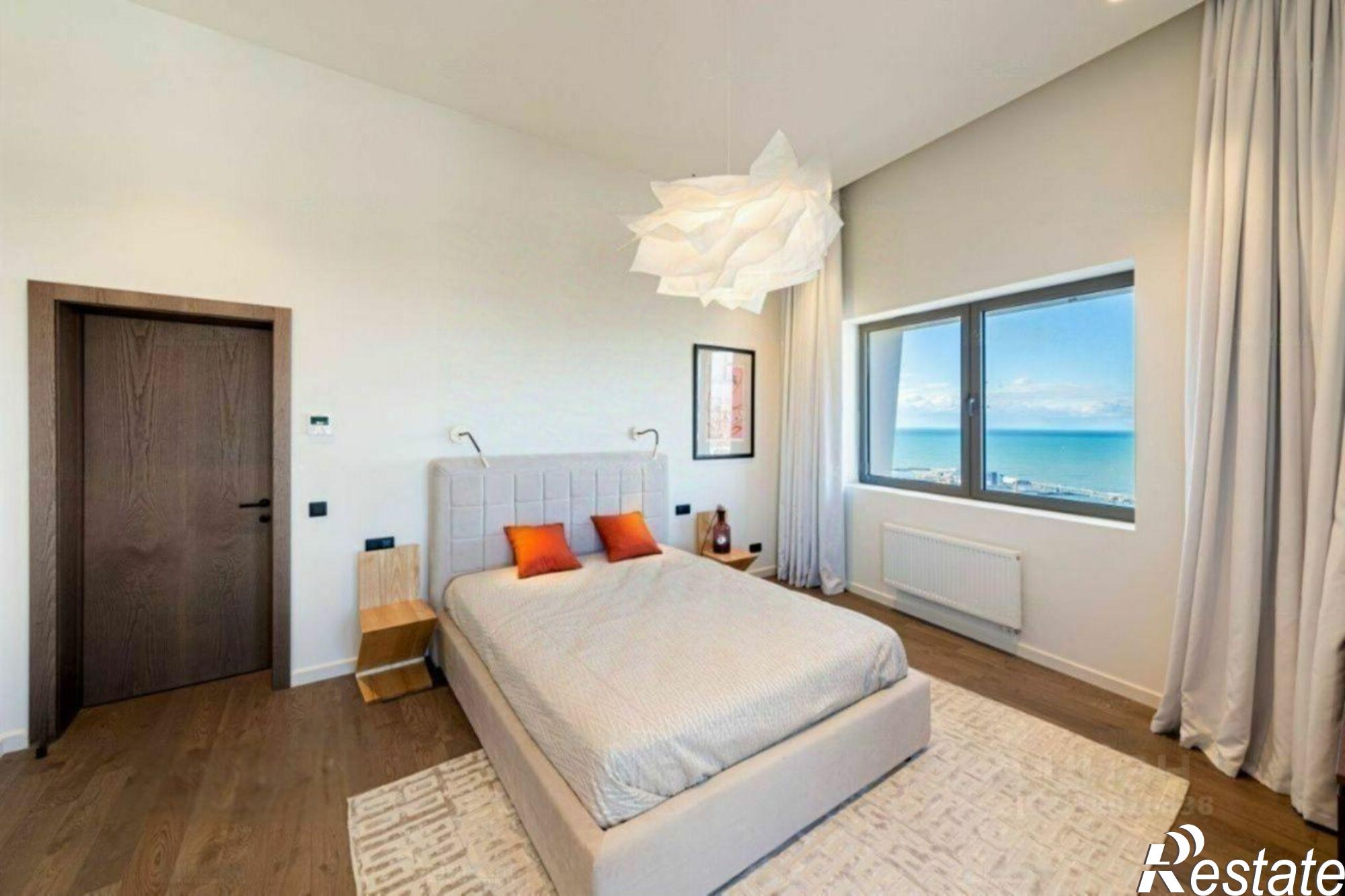 Купить квартиру за 12 500 000 рублей на Кубанская улица, 12Б