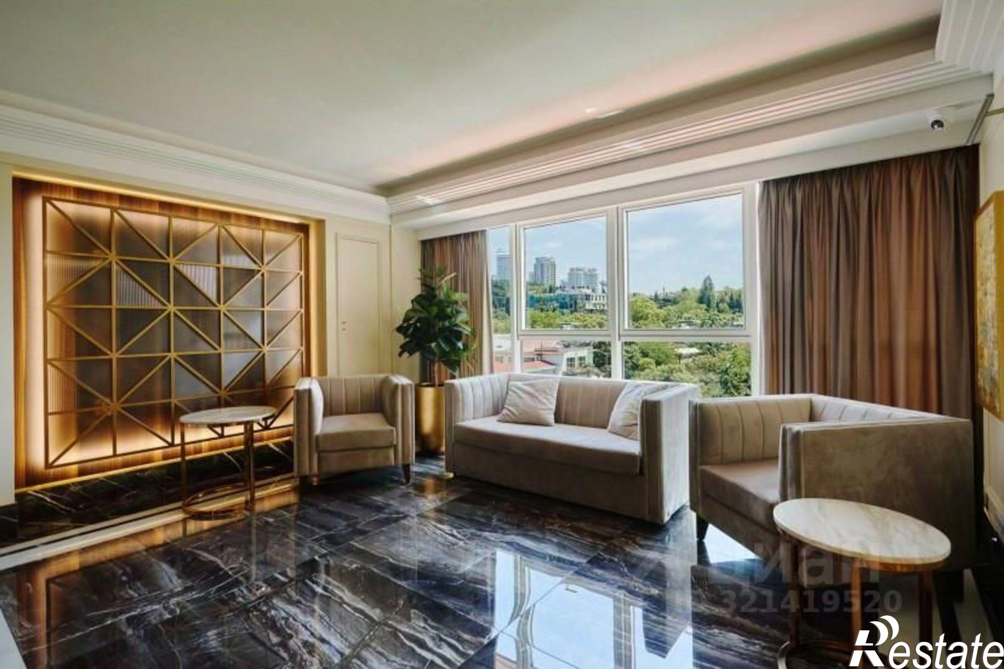 Купить квартиру за 10 000 000 рублей на ул Несебрская, 6Б