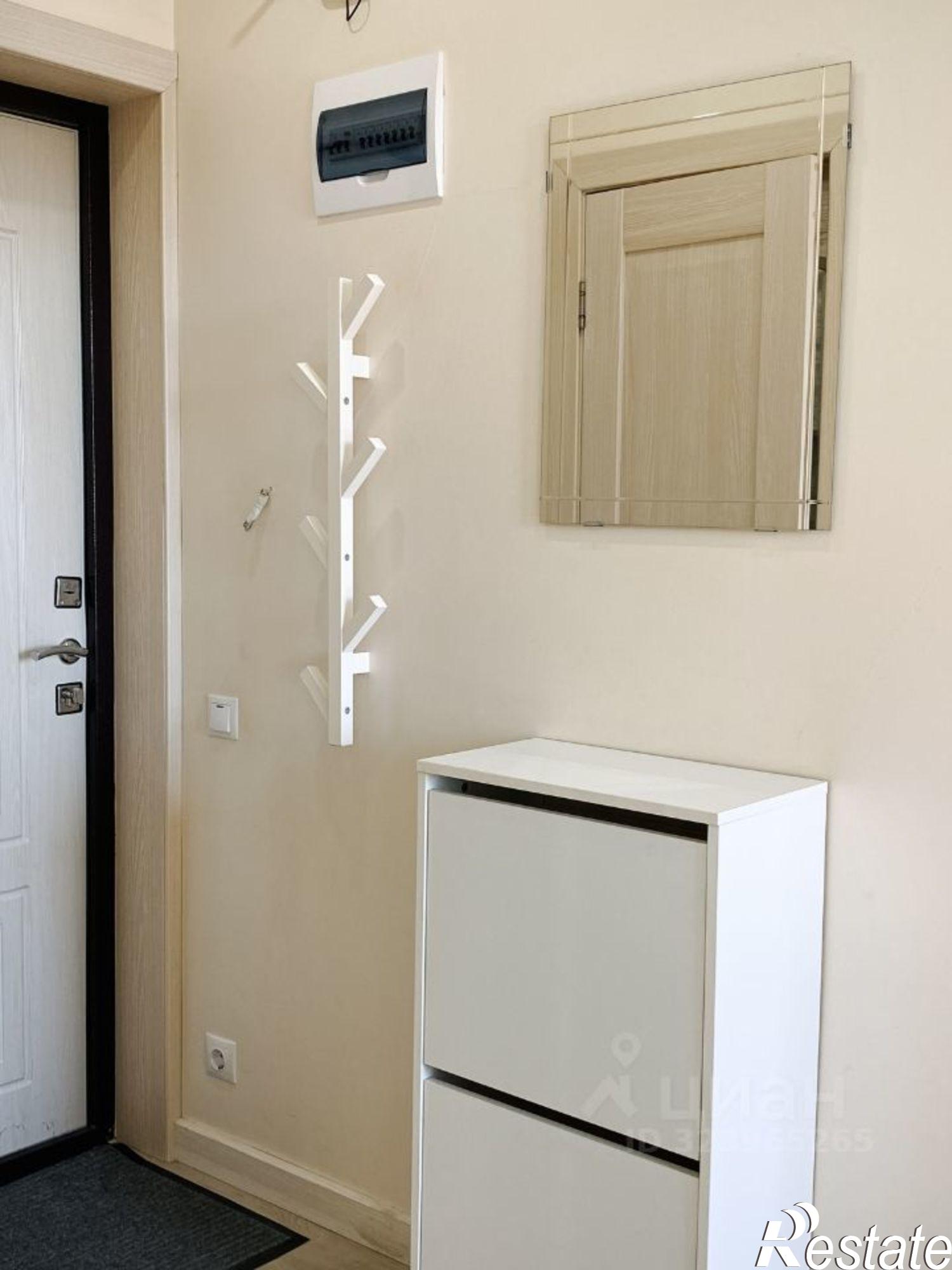 Сдать квартиру за 50 000 рублей на Таврическая улица, 1/6