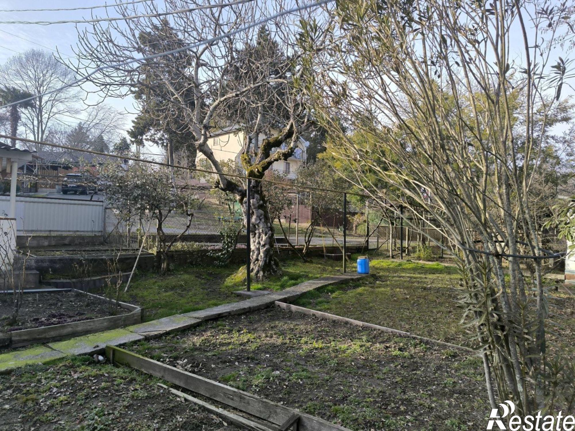 Купить дачу, дом, коттедж за 25 000 000 рублей на Придорожная улица, 4