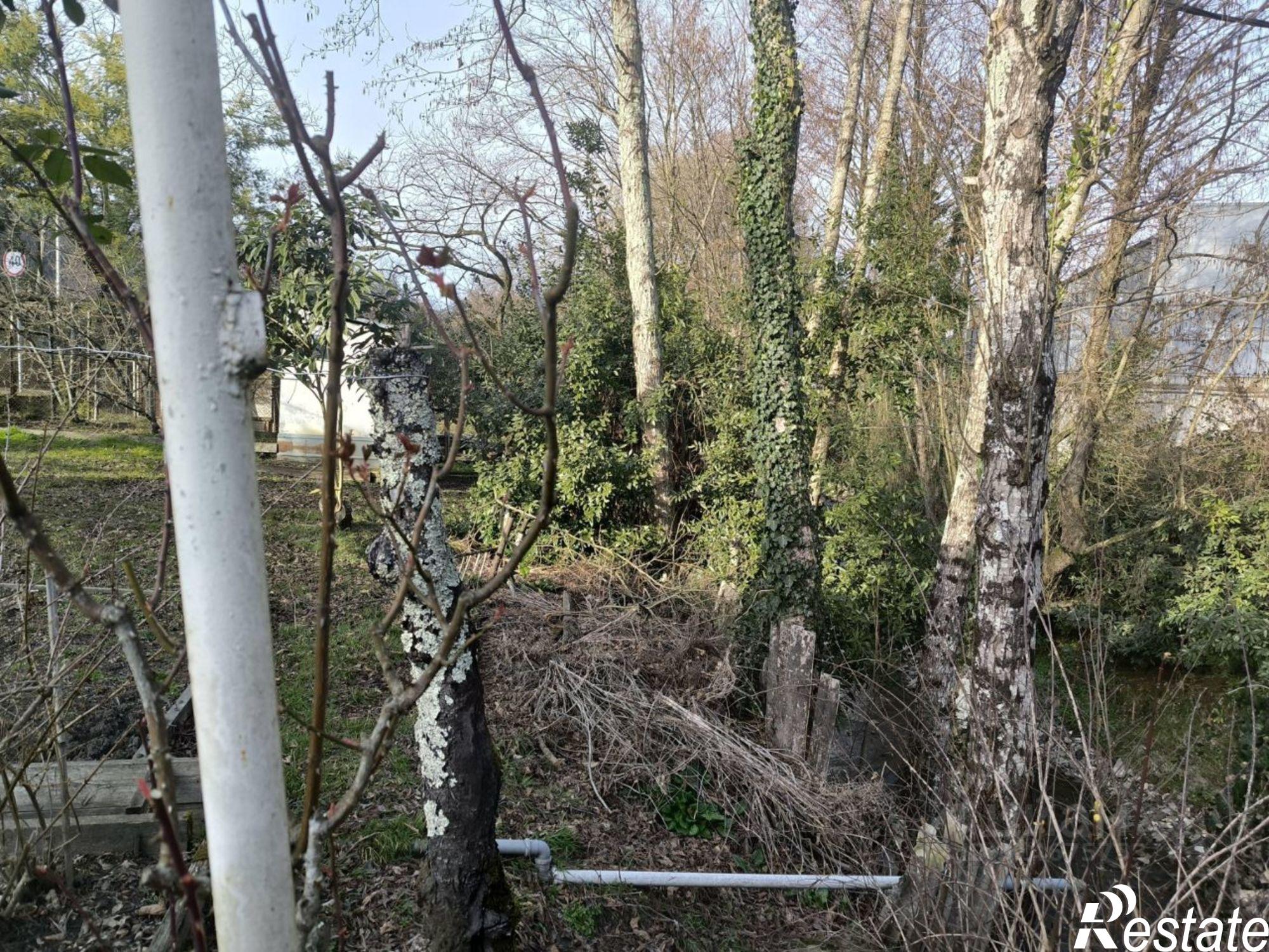 Купить дачу, дом, коттедж за 25 000 000 рублей на Придорожная улица, 4