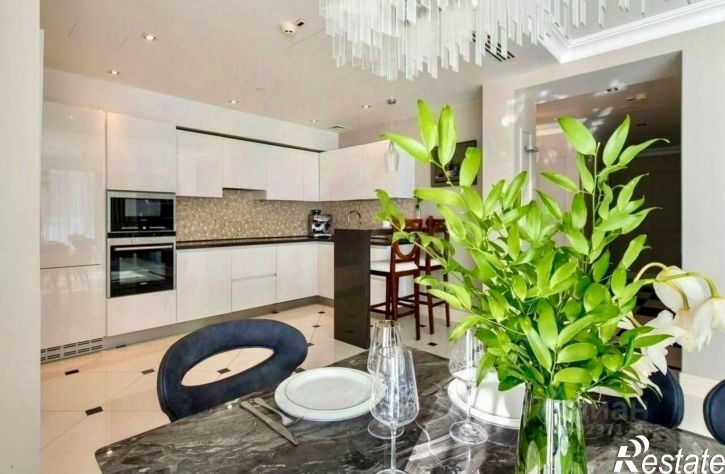 3-комн квартира улица Орджоникидзе, 17,  д. 17