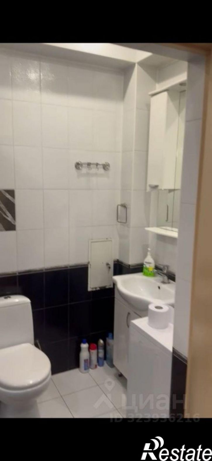 2-комн квартира Клубничная улица, 110,  д. 110