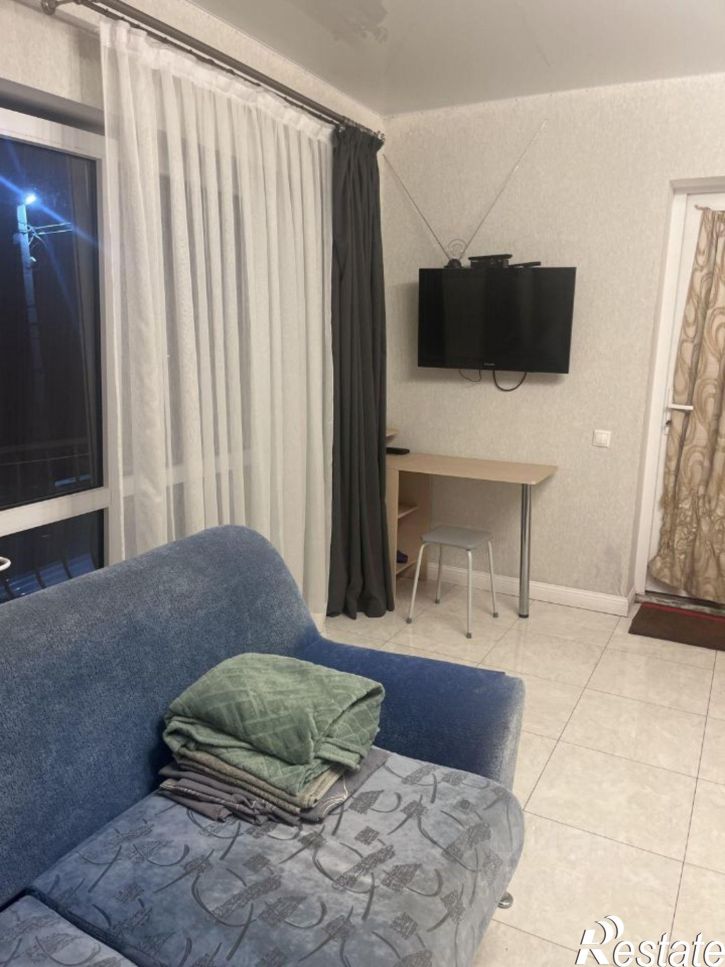 2-комн квартира Вишневый пер, 143,  д. 143