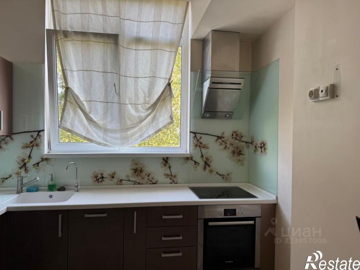 3-комн квартира ул Туапсинская, 9/2,  д. 9/2