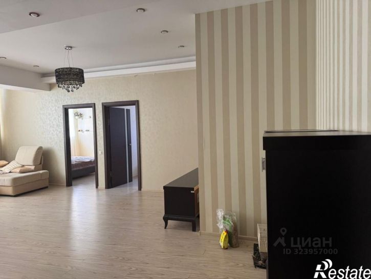 3-комн квартира ул Туапсинская, 9/2,  д. 9/2