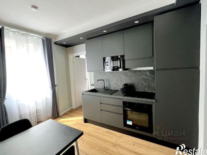 2-комн квартира наб Времена года, 3,  д. 3