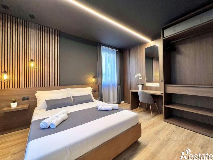 2-комн квартира наб Времена года, 3,  д. 3