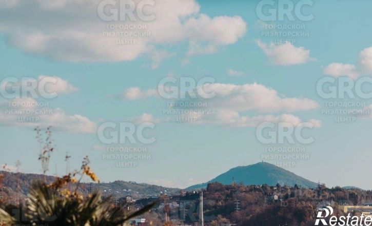 3-комн квартира Строительный переулок, 1,  д. 1