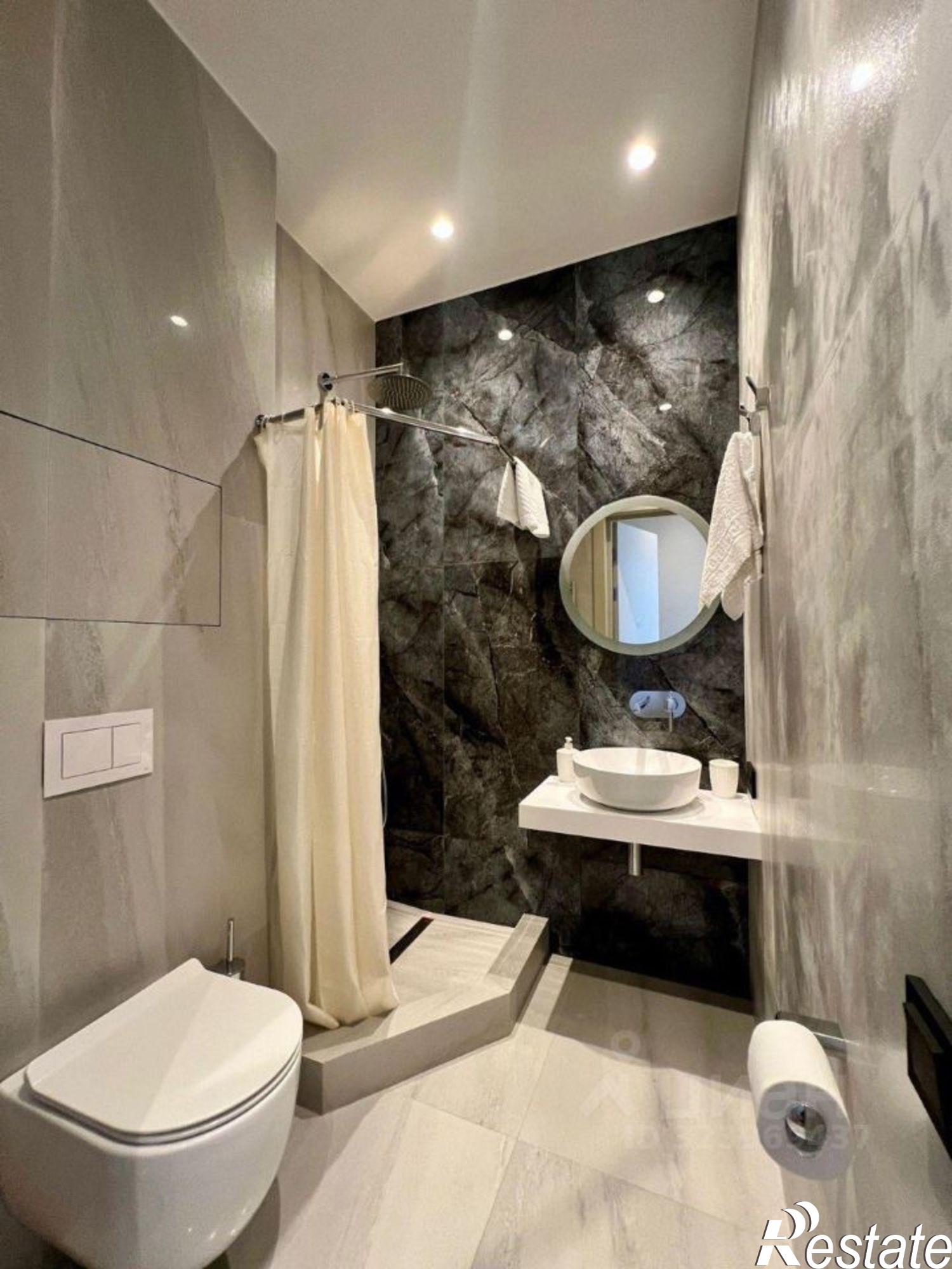 Сдать квартиру за 75 000 рублей на Фигурная улица, 1/1