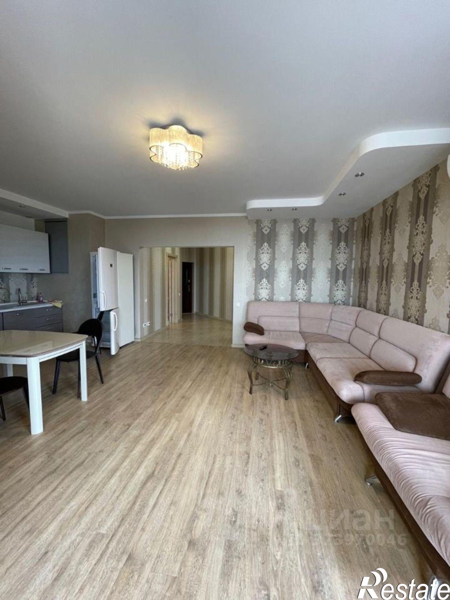 Сдать квартиру за 70 000 рублей на улица Кирова, 30