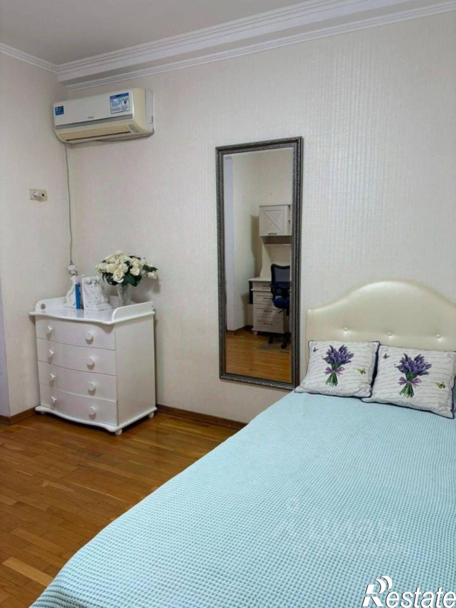 Сдать квартиру за 50 000 рублей на улица Пирогова, 6/2