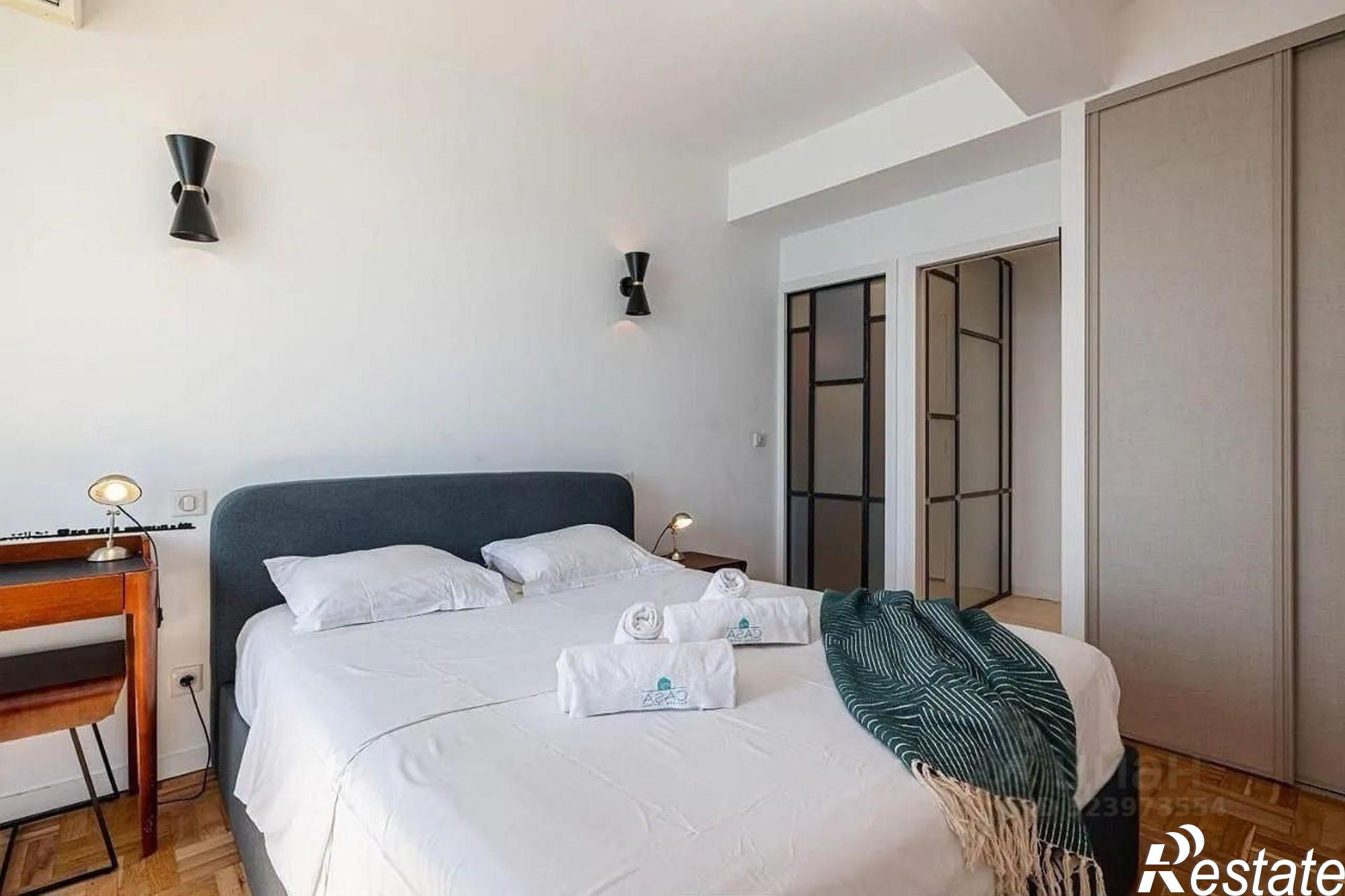 Купить квартиру за 11 000 000 рублей на Черноморская улица, 19