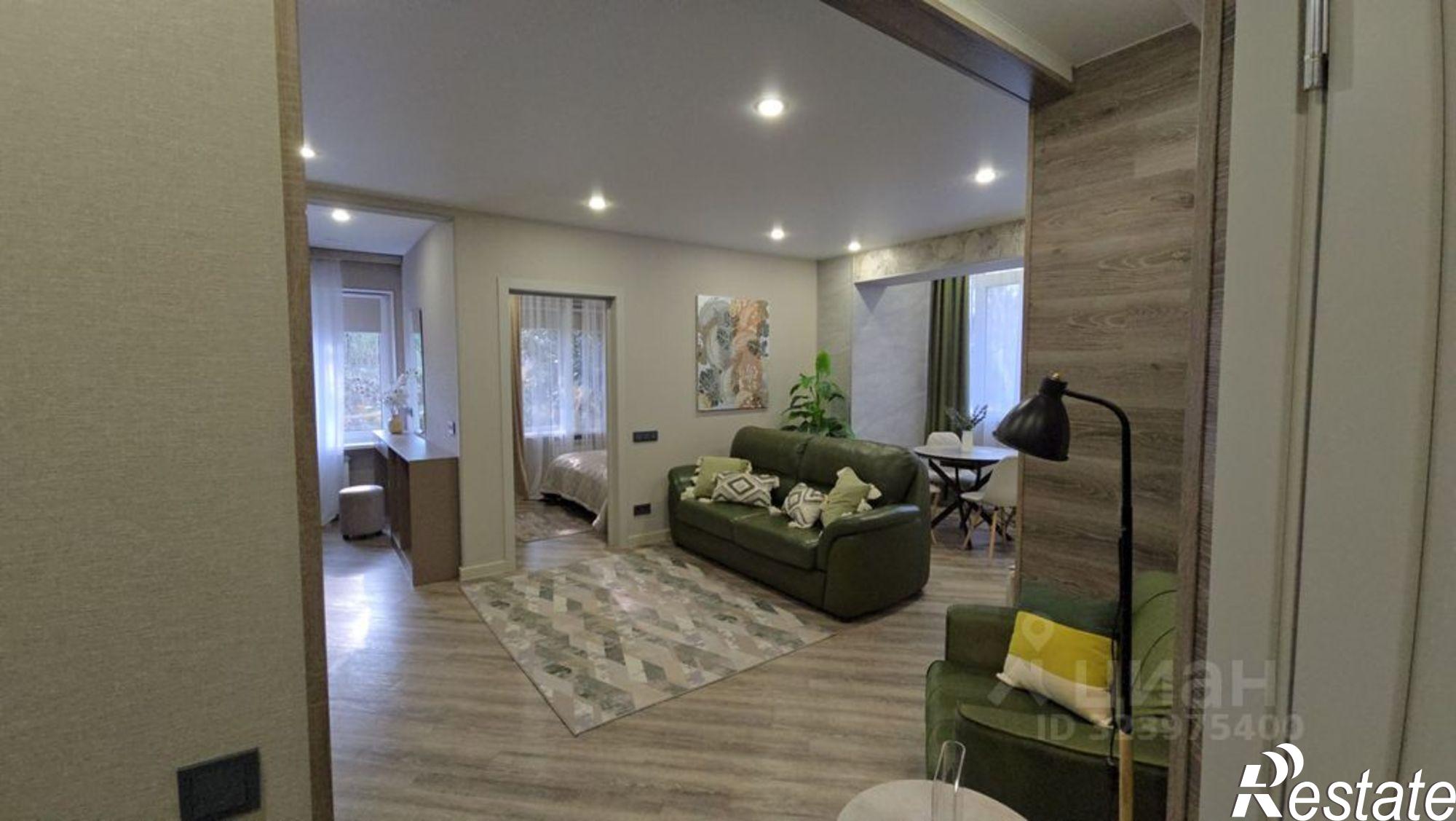 Купить квартиру за 12 000 000 рублей на ул Конституции СССР, 12