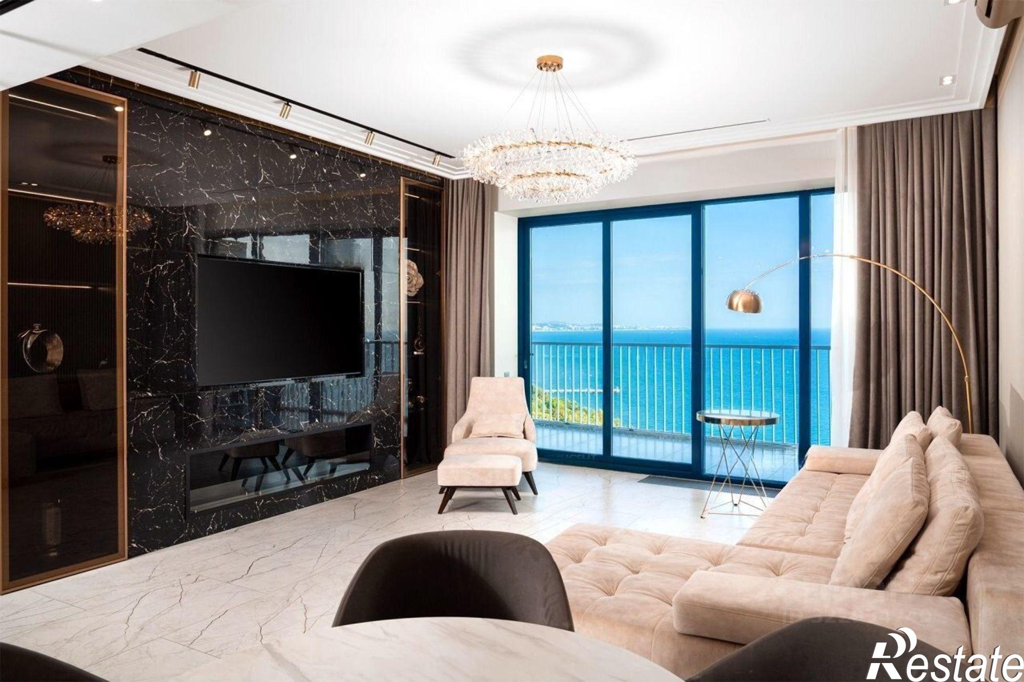 Купить квартиру за 40 000 000 рублей на Курортный проспект, 105