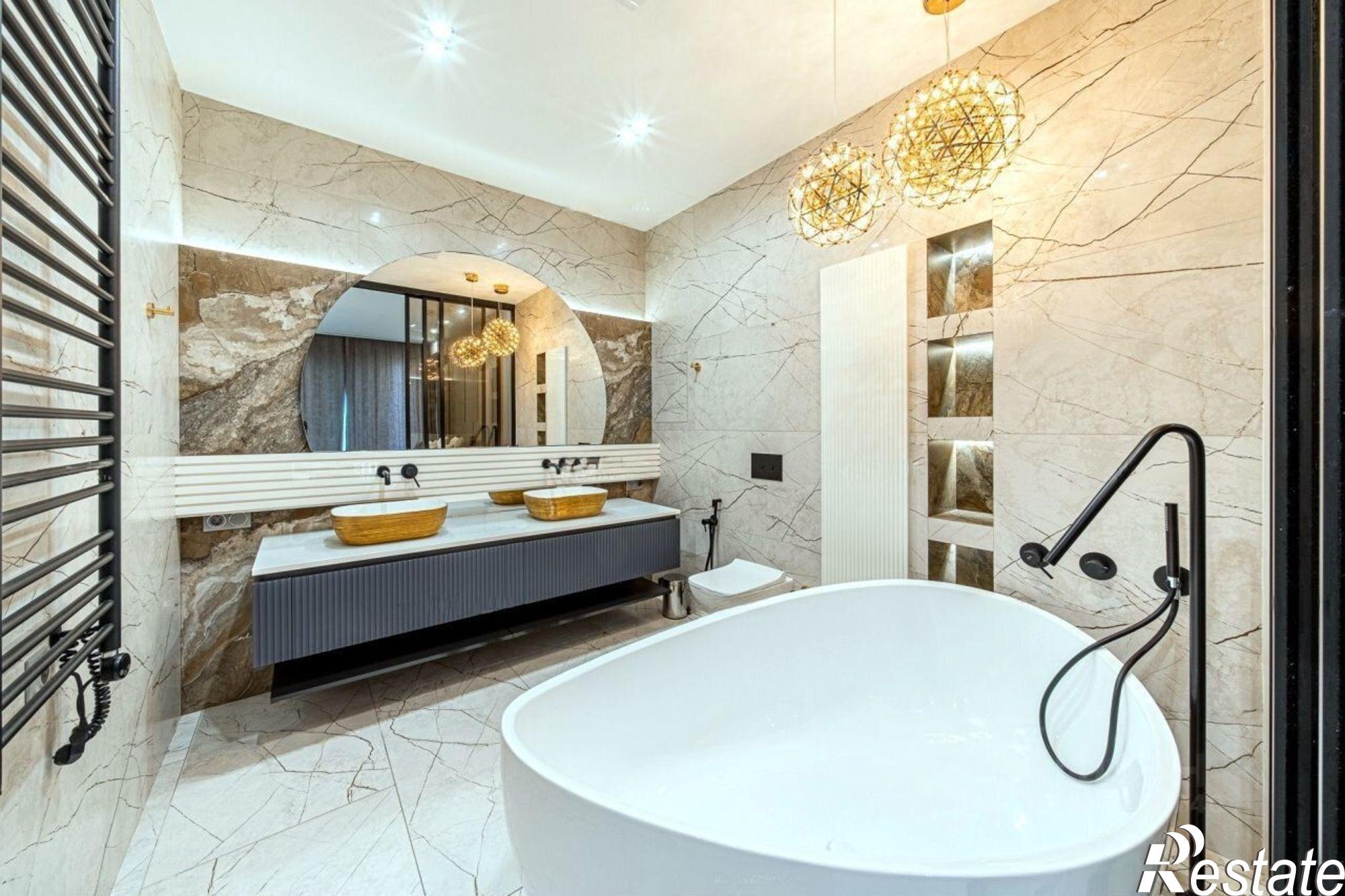 Купить квартиру за 40 000 000 рублей на Курортный проспект, 105