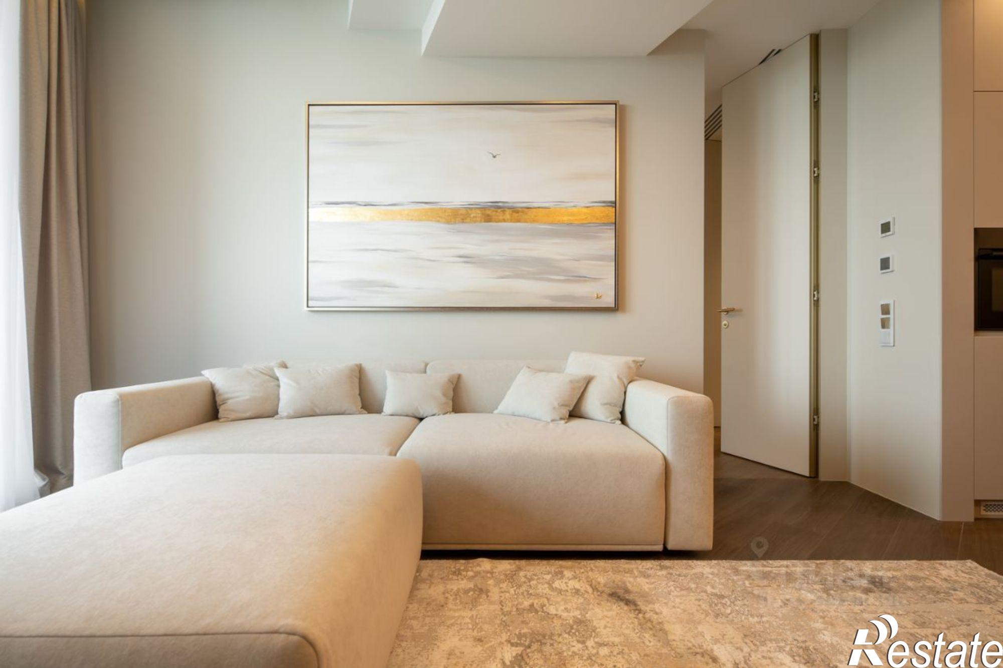 Купить квартиру за 24 000 000 рублей на Курортный проспект, 108