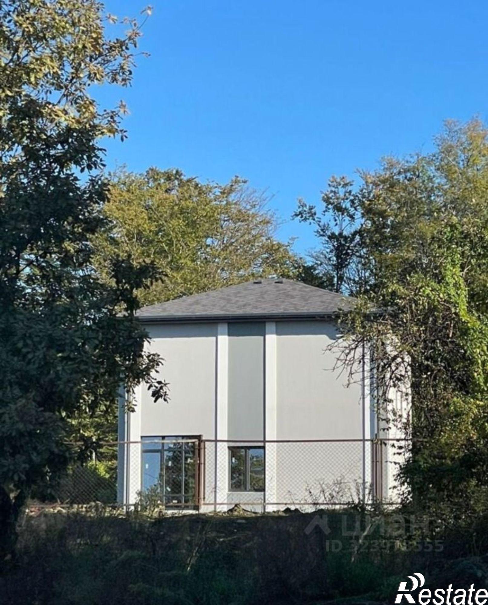 Купить дачу, дом, коттедж за 22 500 000 рублей на ул Батумское шоссе, 181/1