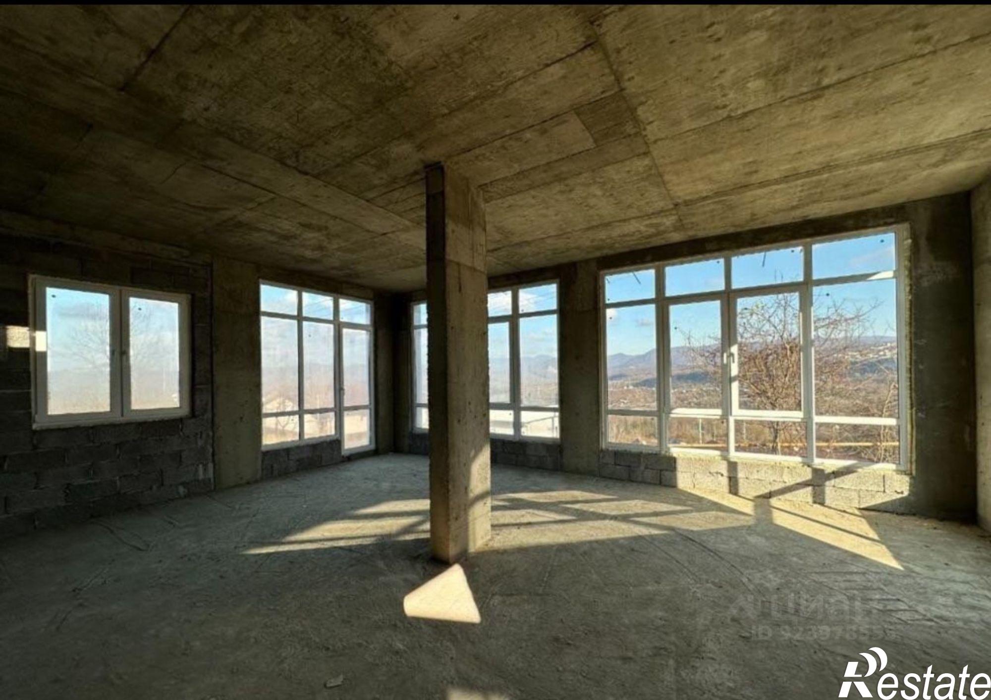 Купить дачу, дом, коттедж за 22 500 000 рублей на ул Батумское шоссе, 181/1