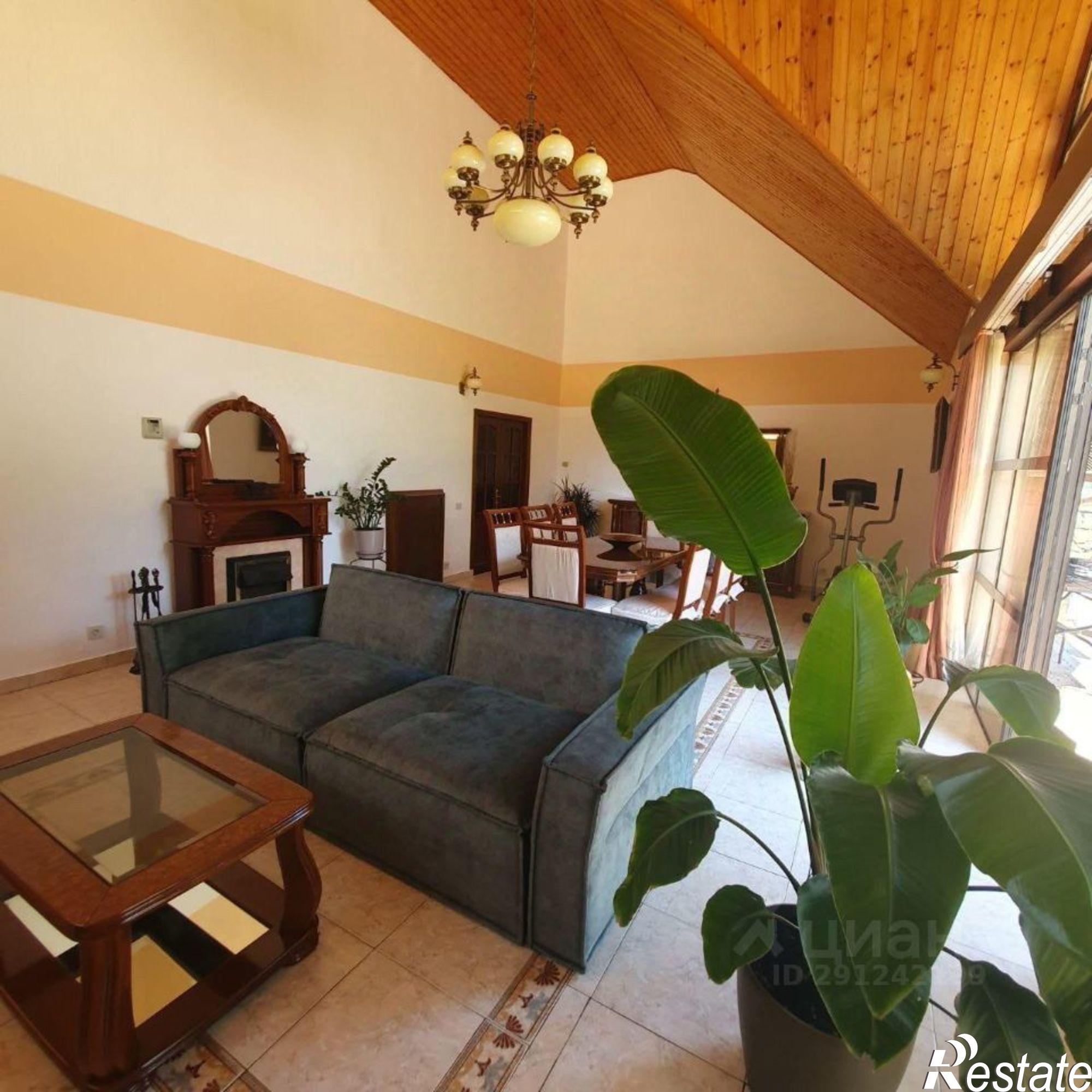 Сдать дачу, дом, коттедж за 240 000 рублей на Лучезарная улица, 14Д