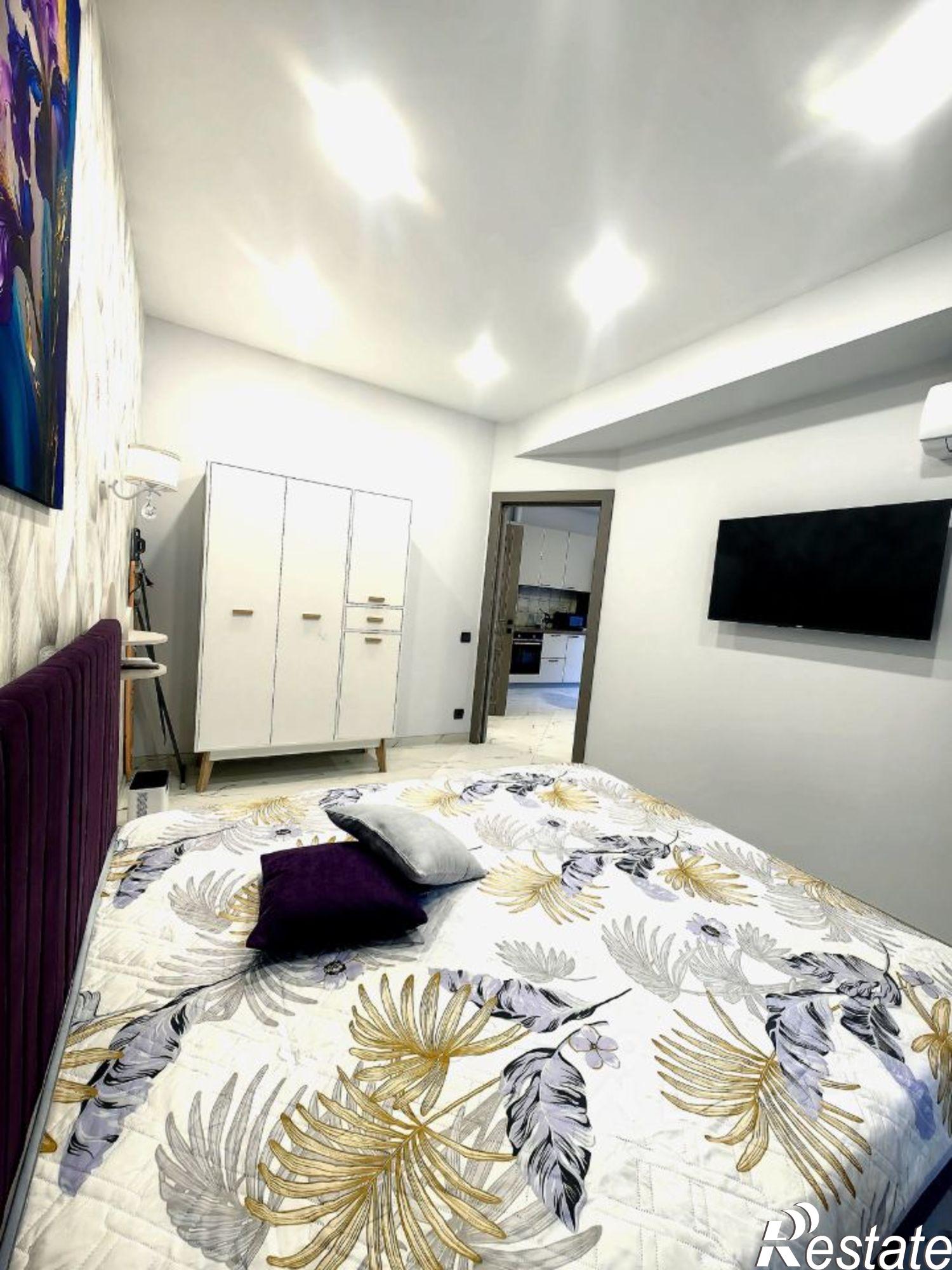 Купить квартиру за 20 000 000 рублей на пер Рахманинова, 39/1