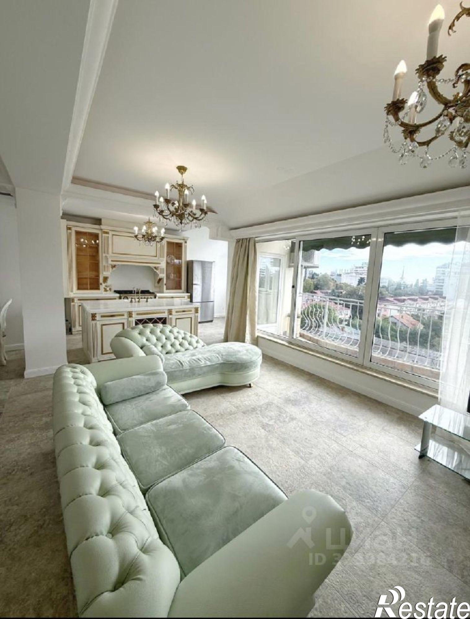 Купить квартиру за 84 000 000 рублей на ул Роз, 32А