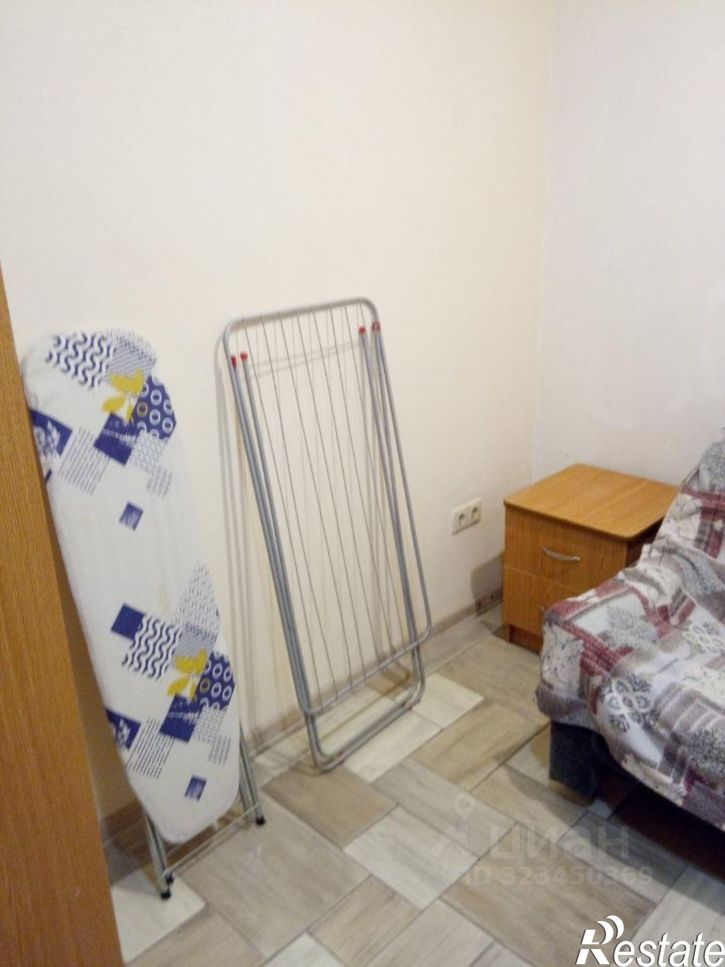 2-комн квартира улица Верхняя Лысая Гора, 10/8,  д. 10/8