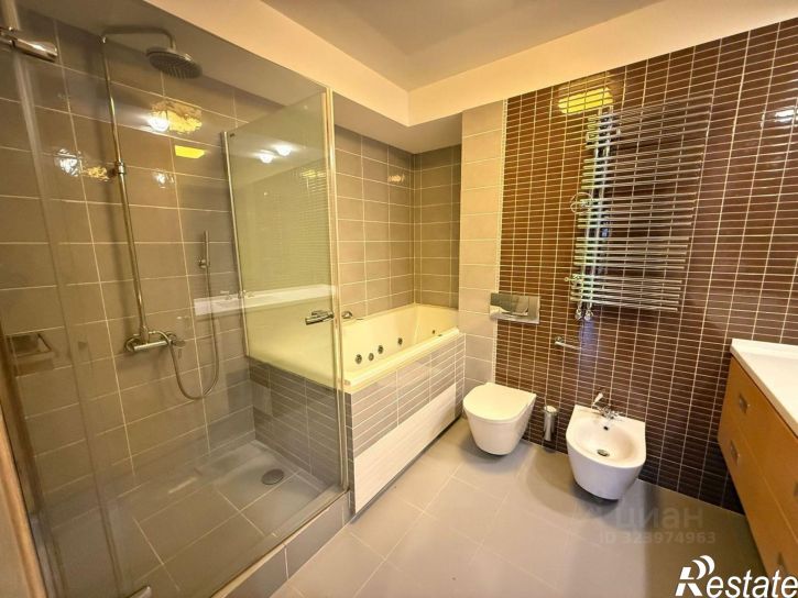 3-комн квартира ул Учительская, 18В,  д. 18В