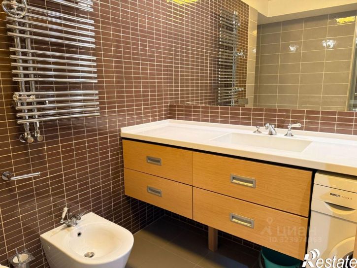 3-комн квартира ул Учительская, 18В,  д. 18В