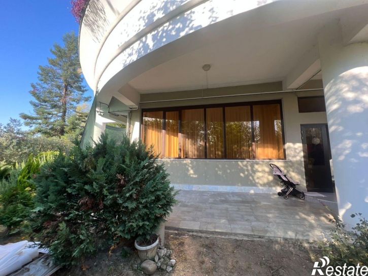 3-комн квартира улица Бытха, 41Б,  д. 41Б