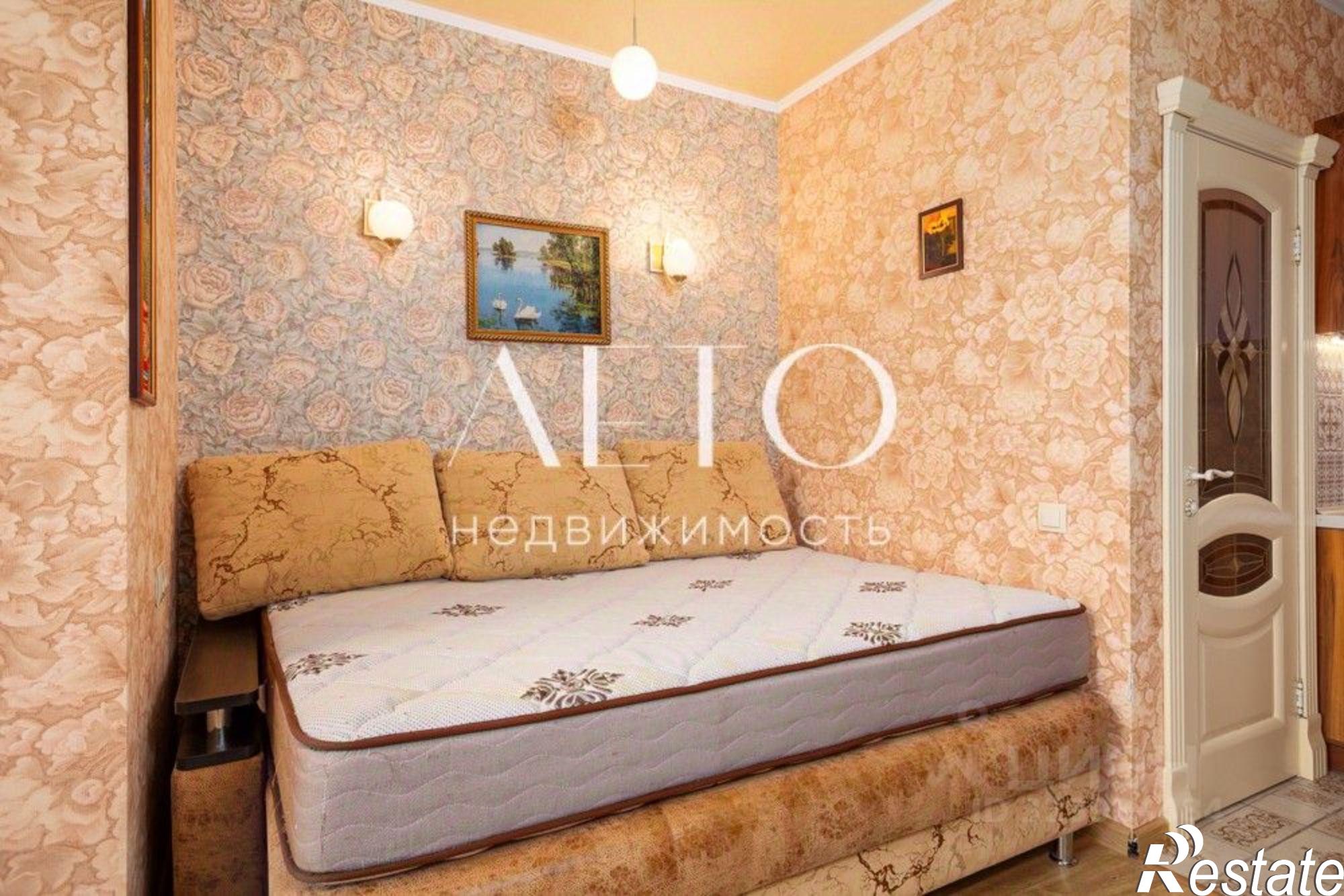 Купить квартиру за 12 900 000 рублей на переулок Горького, 18