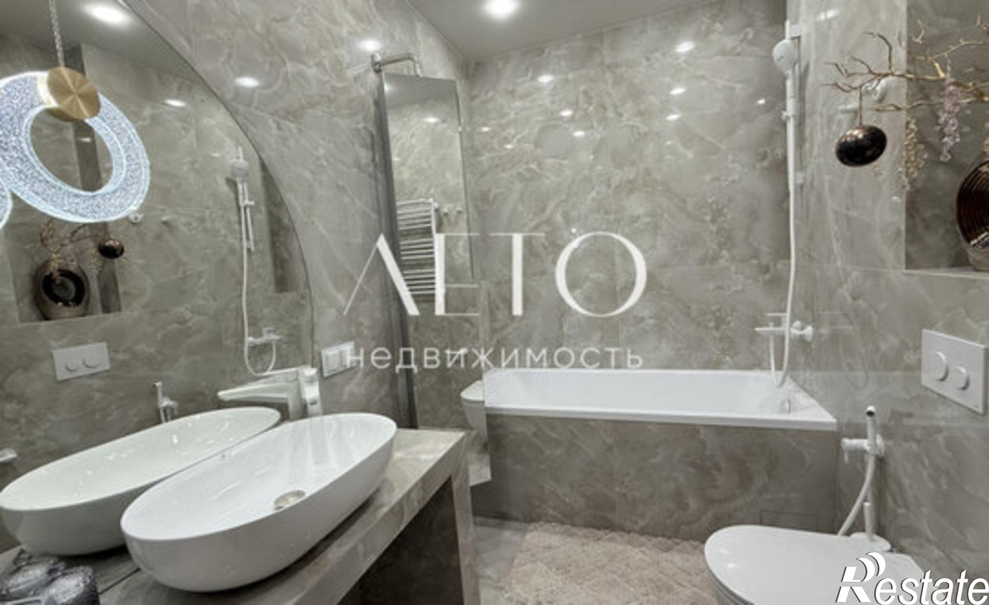 Купить квартиру за 52 000 000 рублей на улица Роз, 36