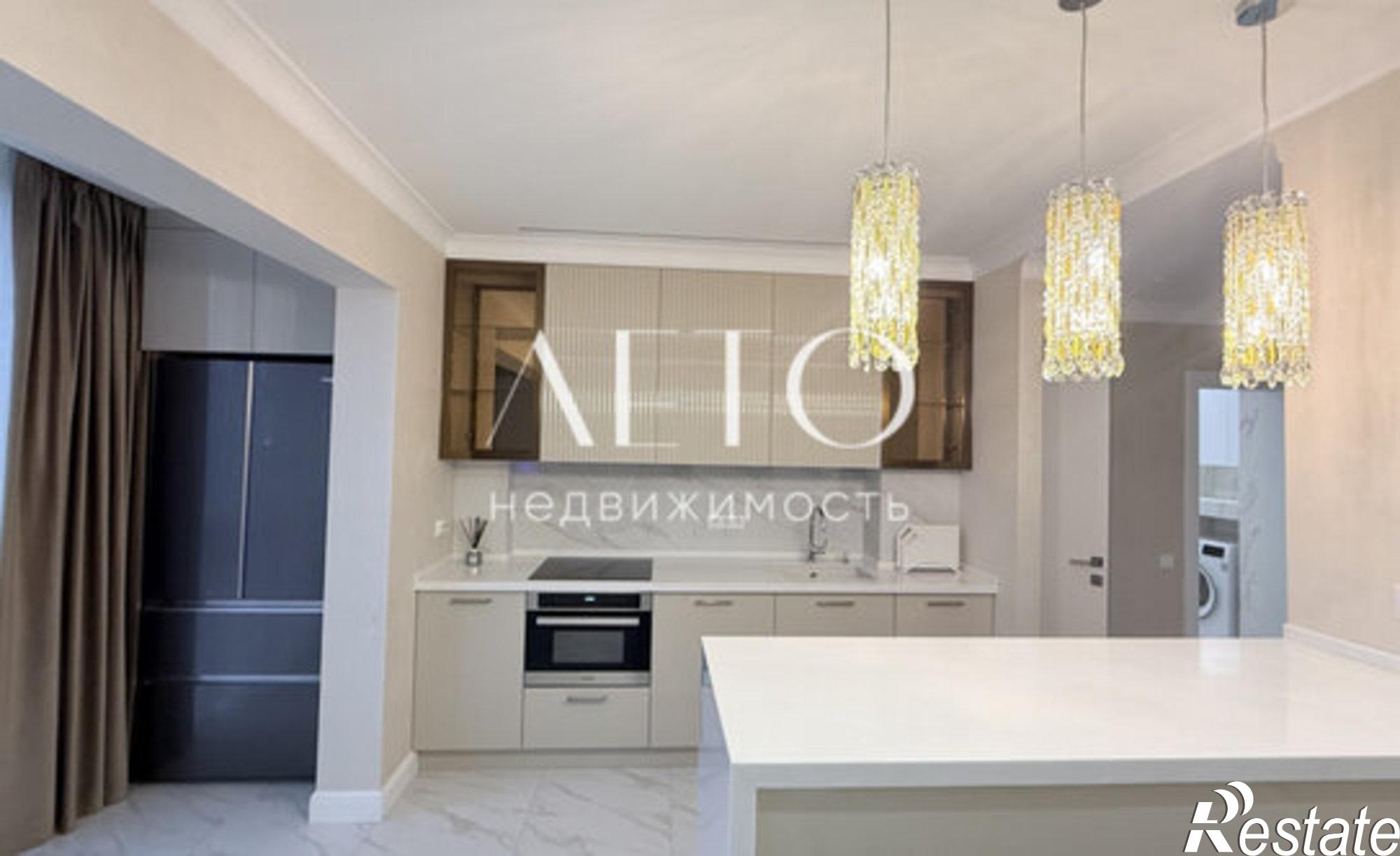 Купить квартиру за 48 000 000 рублей на ул Роз, 36