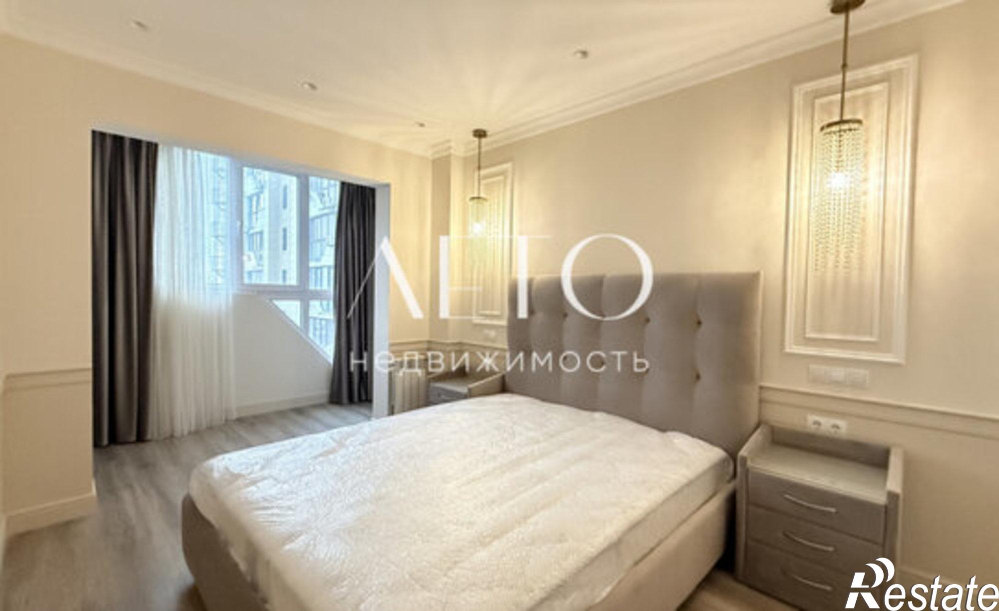 Купить квартиру за 48 000 000 рублей на ул Роз, 36