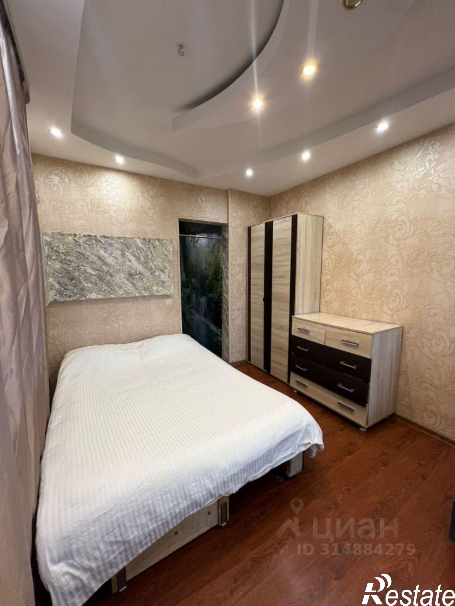 Сдать квартиру за 30 000 рублей на улица Дмитриевой, 13