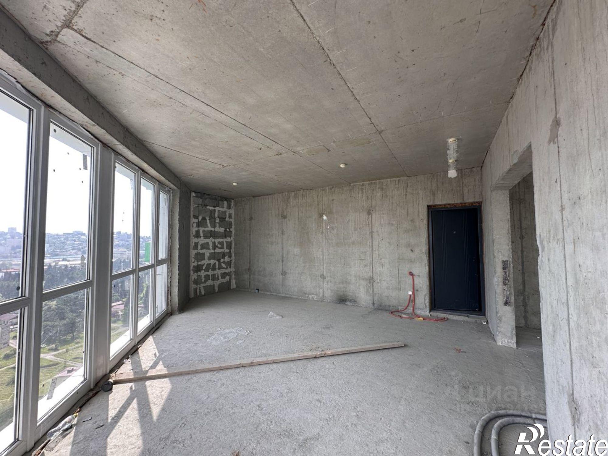 Купить квартиру за 18 000 000 рублей на Пластунская улица, 92