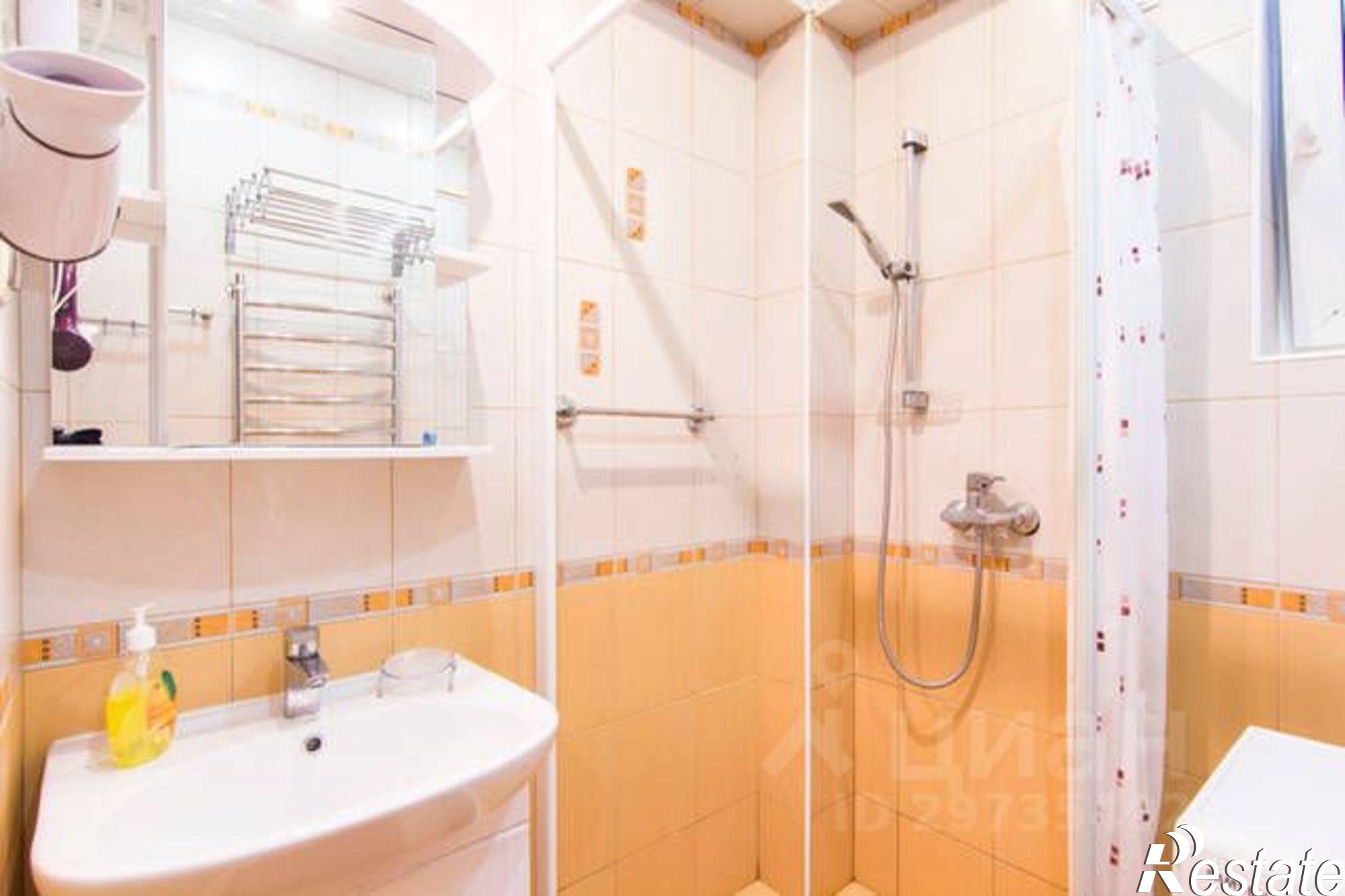 Сдать квартиру за 35 000 рублей на Джигитская улица, 1/2