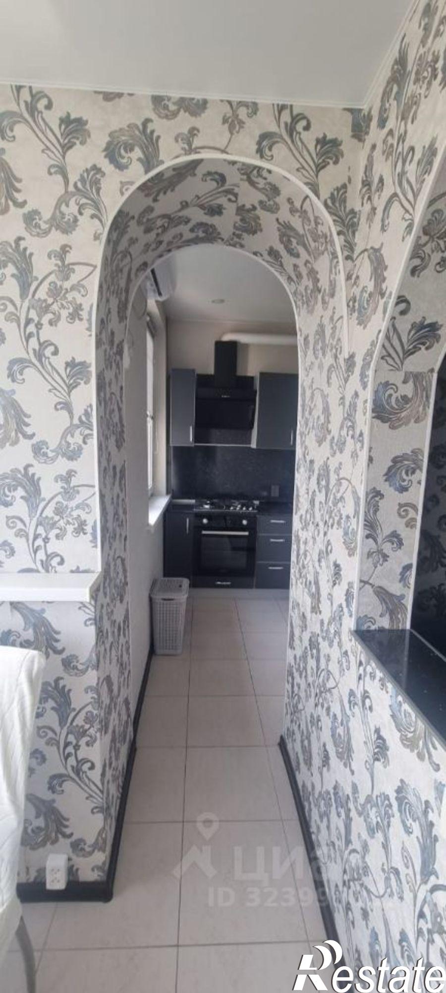 Сдать квартиру за 60 000 рублей на Альпийская улица, 82